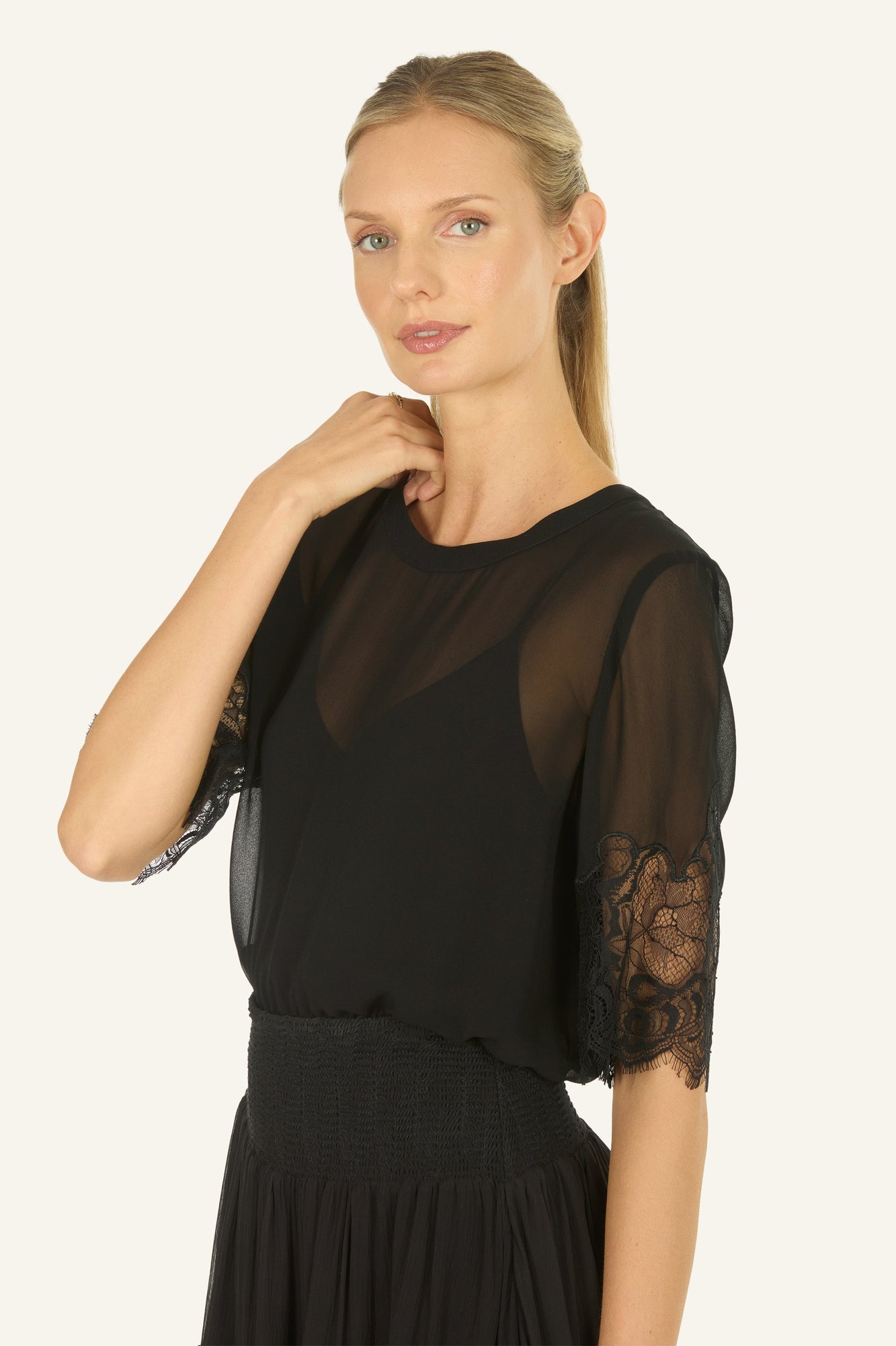 Nilou Skirt | Black