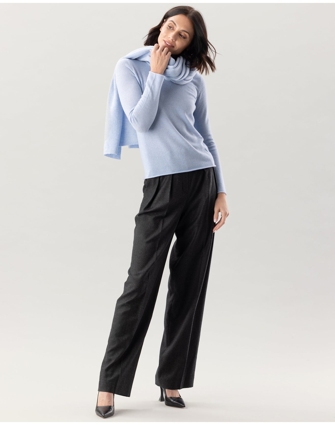 Nomad1942 | Unisex | Kennedy Cashmere Travel Wrap | Ice Blue