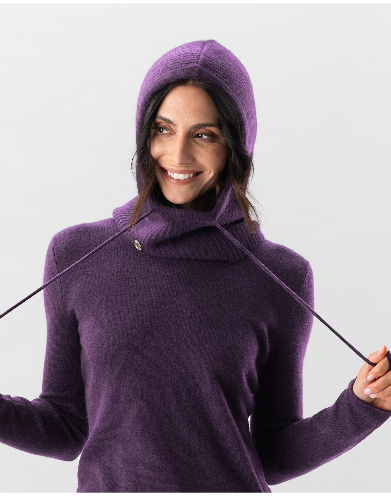 Nomad1942 | Unisex | Roosevelt Hood | Currant