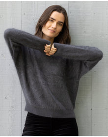 Nomad1942 | Women | Brushed Cashmere Sedgwick Sweater | Asphalt