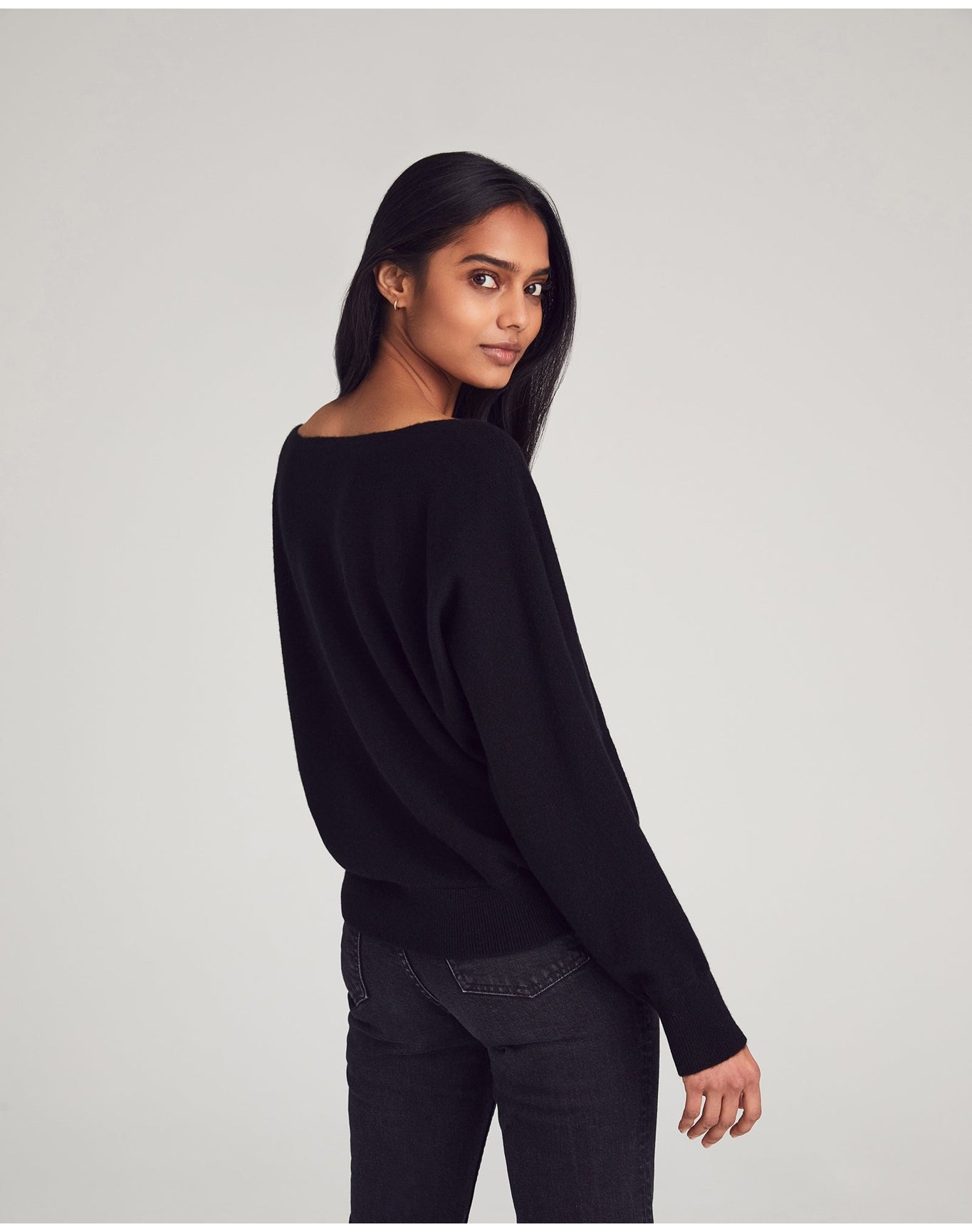 Nomad1942 | Women | Mulberry Sweater | Black