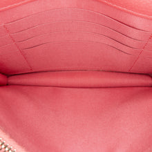 Chanel | Pre-Owned Quilted Caviar Golden Class Wallet On Chain | Pink