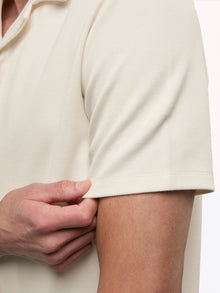 Mens | Elevate Pique Classic-Fit Button Up | Oat