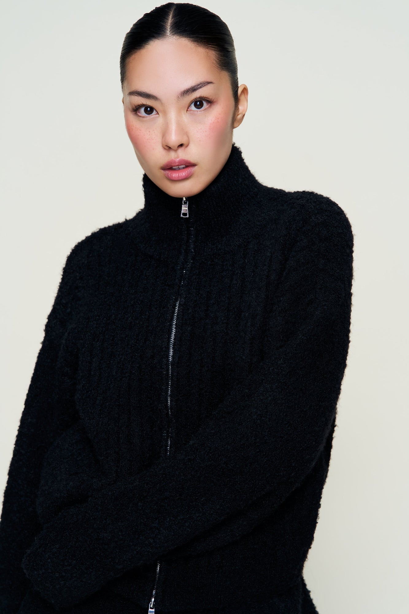 Womens | Mila Zip Up | Black