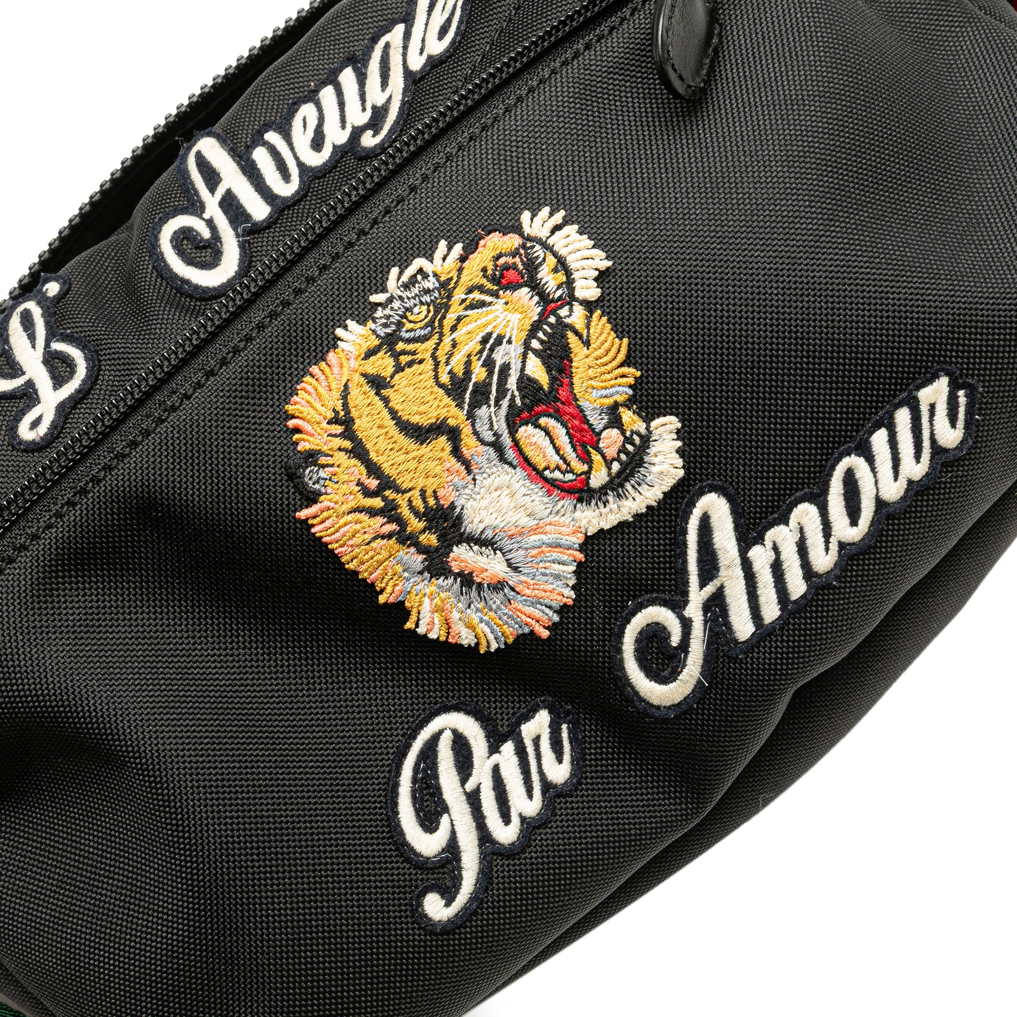 Gucci | Pre-Owned Techno Canvas Web L Aveugle Par Amour Embroidered Belt Bag | Black