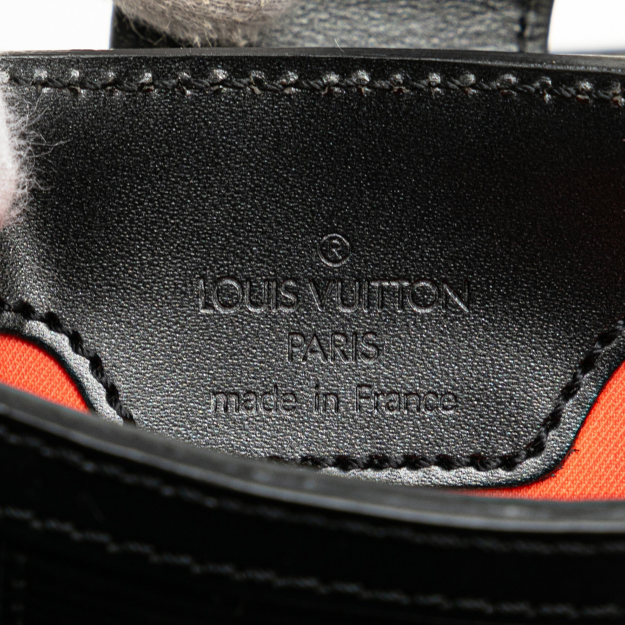 Louis Vuitton | Pre-Owned Epi Stretch Mojito | Black