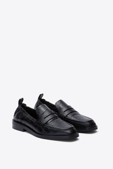 Alexa Soft Penny Loafer | Black