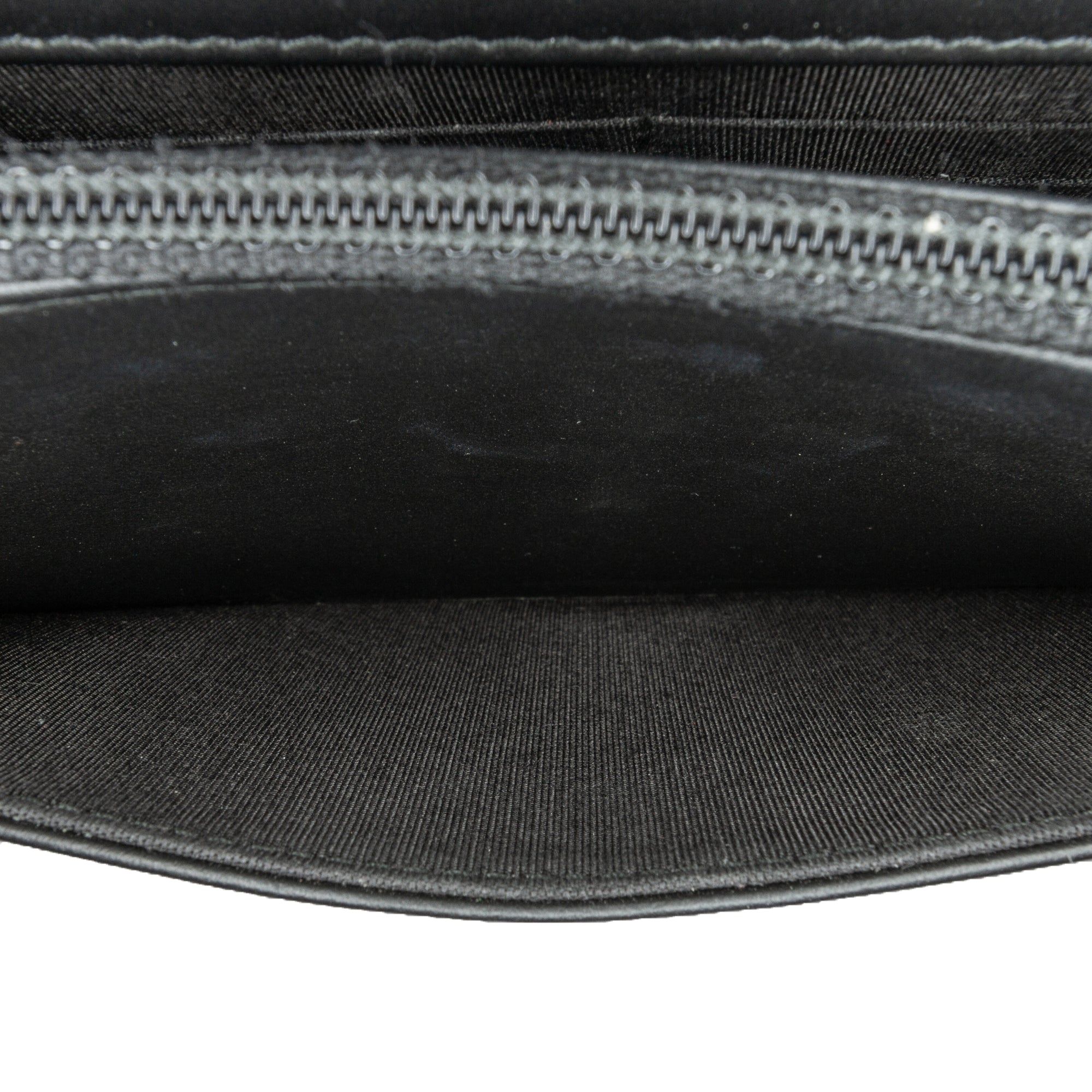 Chanel | Pre-Owned Quilted Crackled Patent Pearl Strap Wallet On Chain | Black