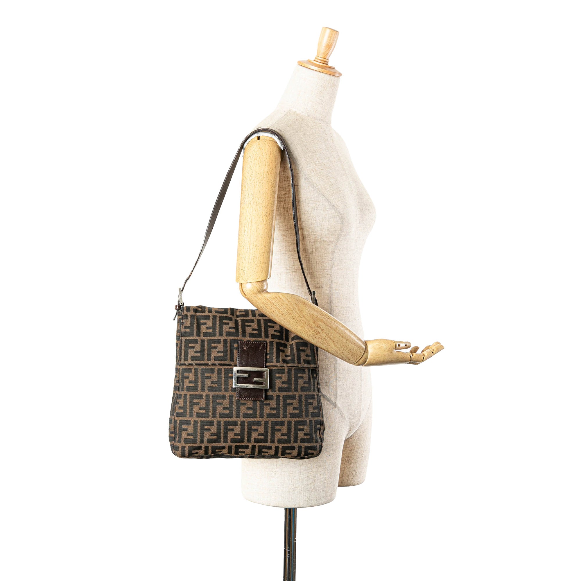 Fendi | Pre-Owned Zucca Canvas Shoulder Bag - IV | Brown