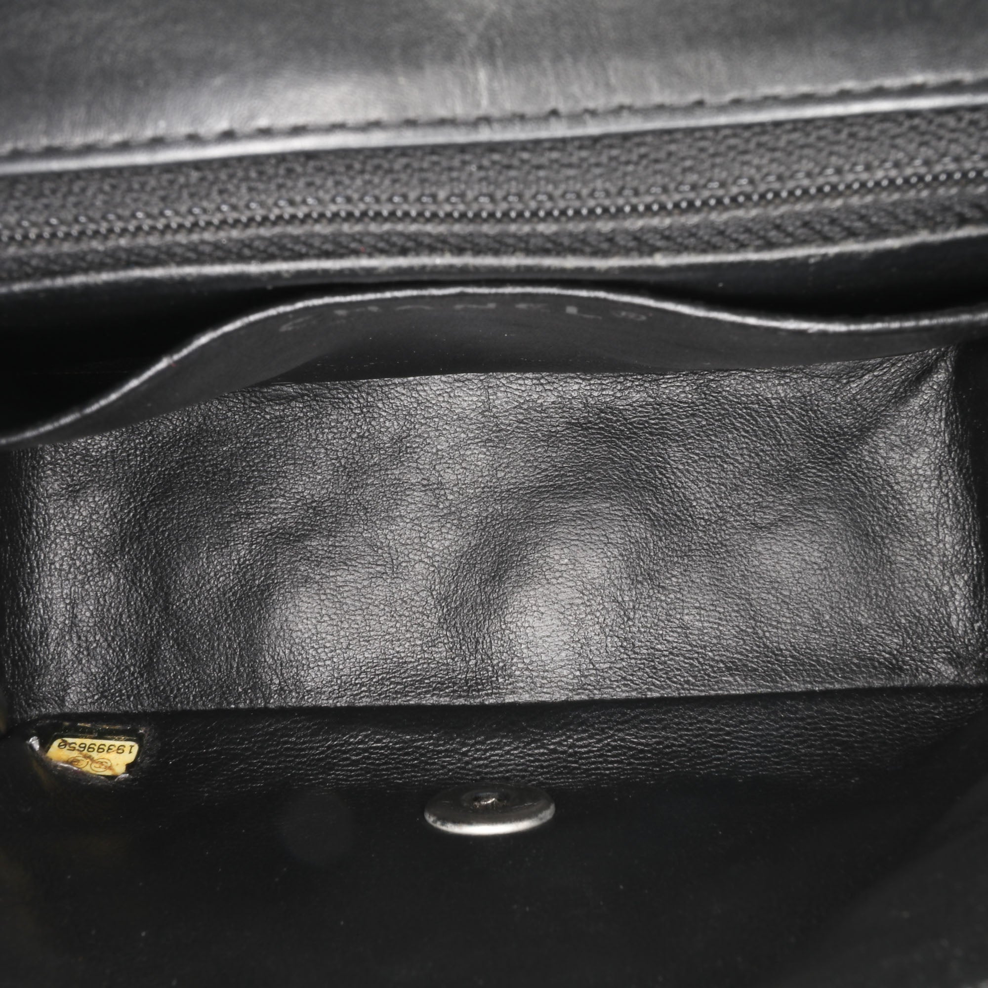 Chanel | Pre-Owned Mini Square Classic Patent Single Flap - I | Black