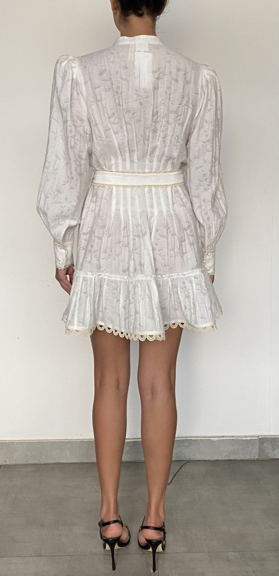 Short Dress With Handcrafted Button And Tie Belt | White