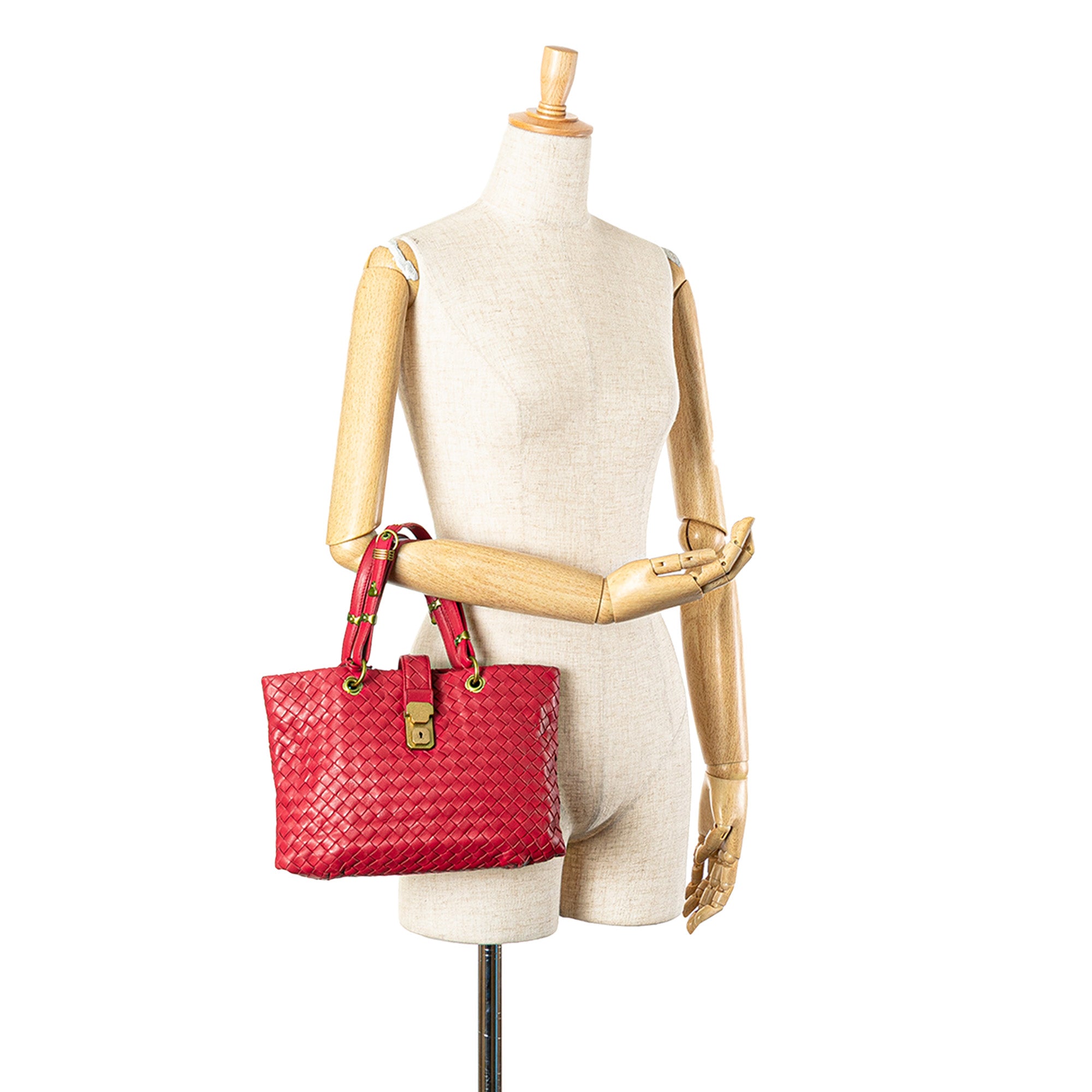 Bottega Veneta | Pre-Owned Small Nappa Intrecciato Capri | Red