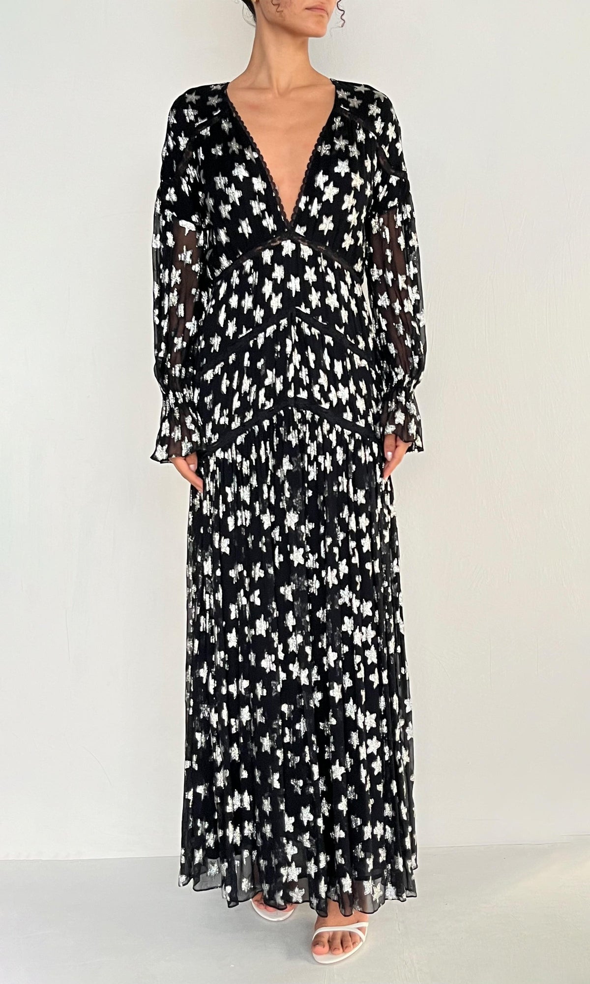 Rococo Sand | Vega Viscose Georgette Star Lurex Long Dress | Black