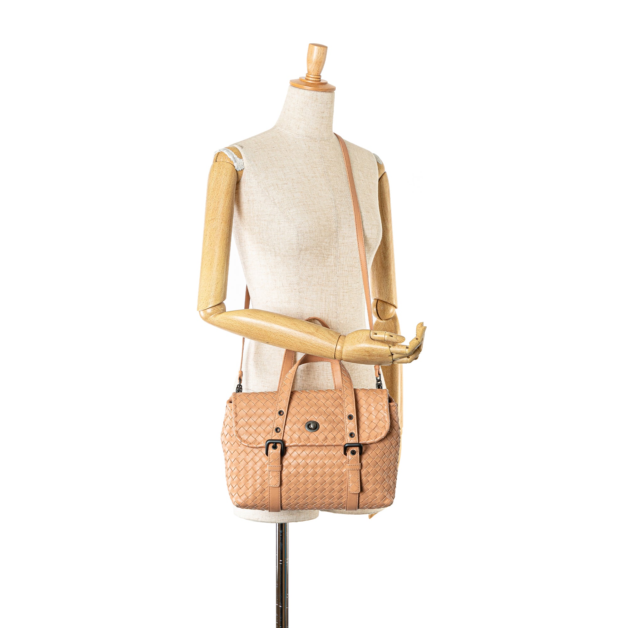 Bottega Veneta | Pre-Owned Intrecciato Flap Satchel | Brown/Nude