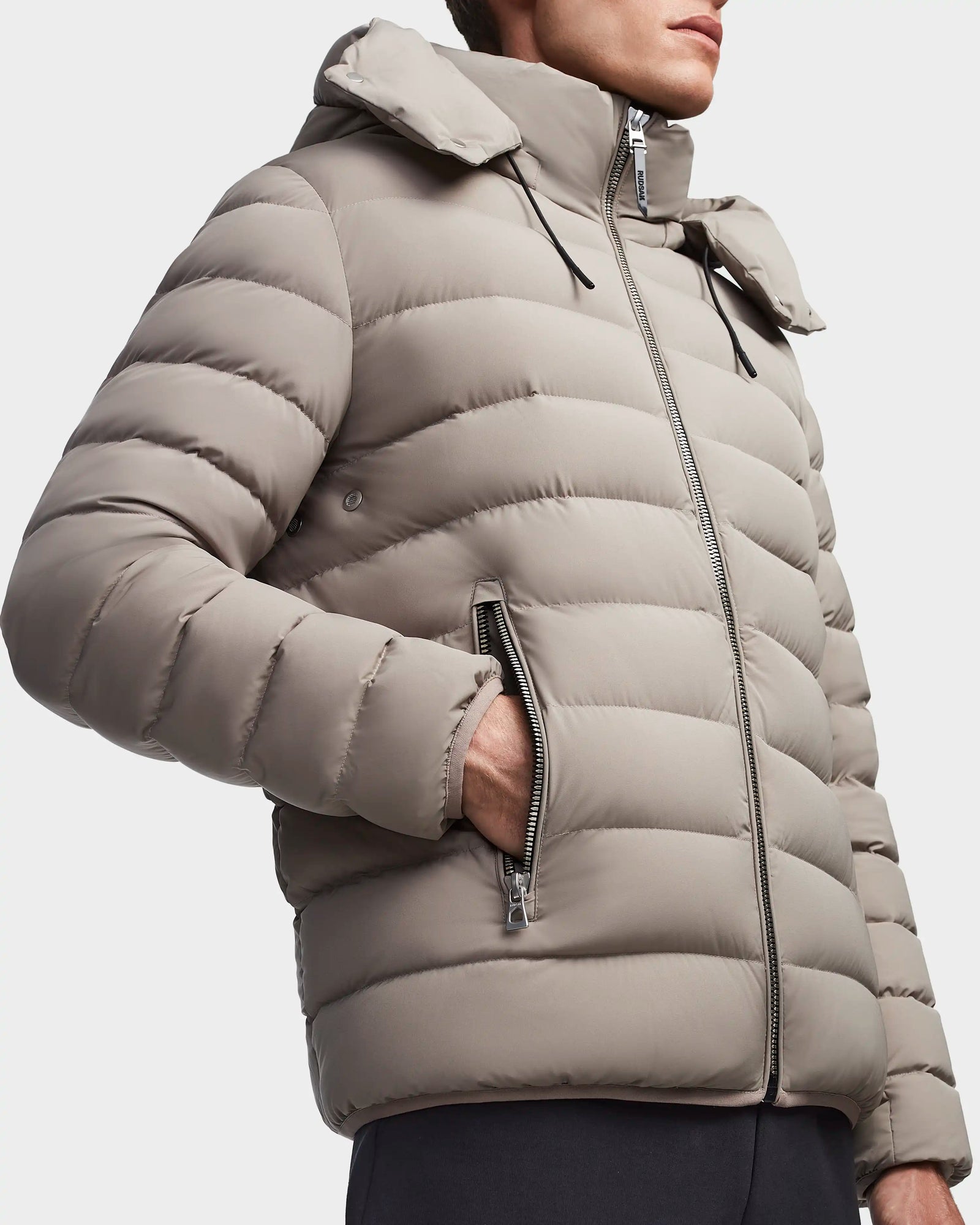 Men | NOAH Down Puffer | Cement