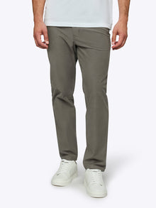 [info]--Chad is 6’2” 175 and wears a size 32x32