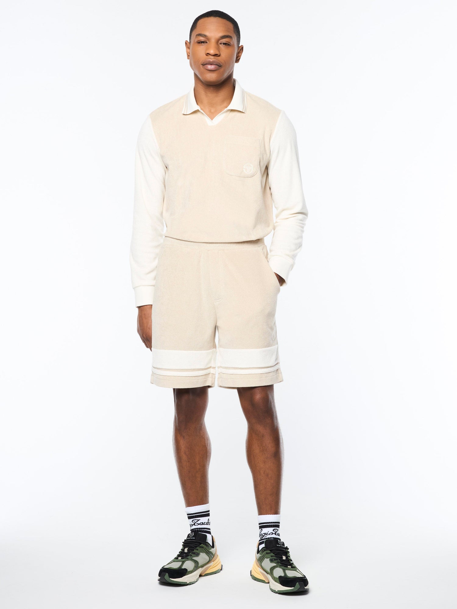 Men | Alvar Short | Fog