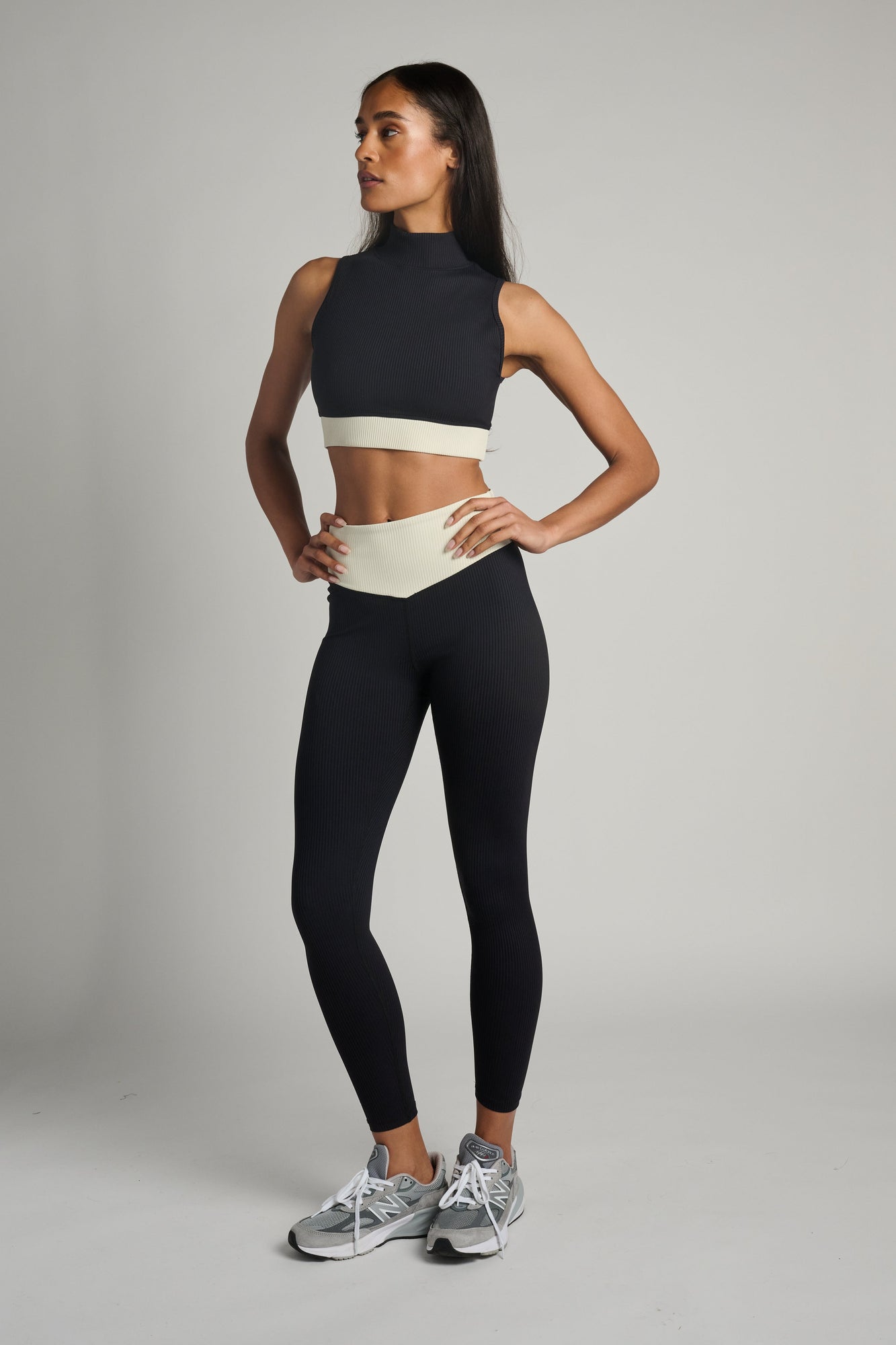 Year of Ours | Ribbed Two Tone Dip Legging | Black/White