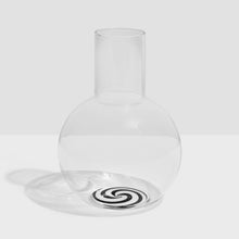 Swirl Carafe | Black/White