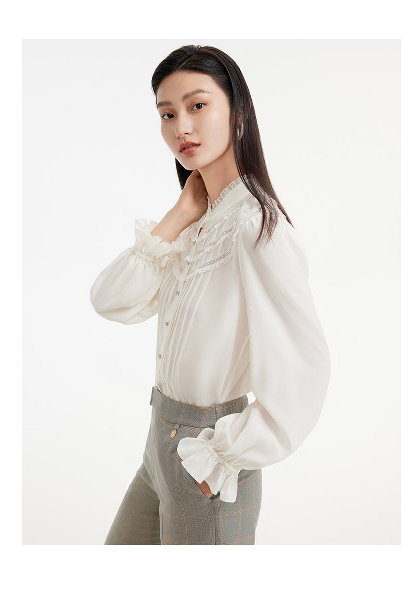 Silk Pleated Sleeve Shirt | White