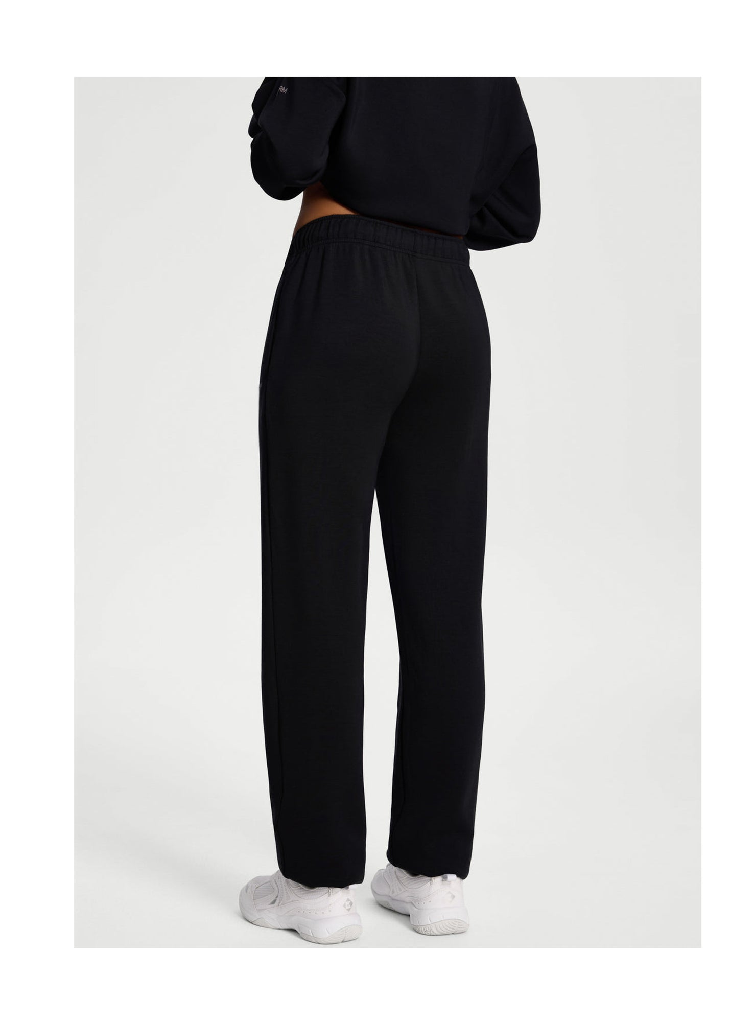 Soft Straight-Leg Sweatpants | Black