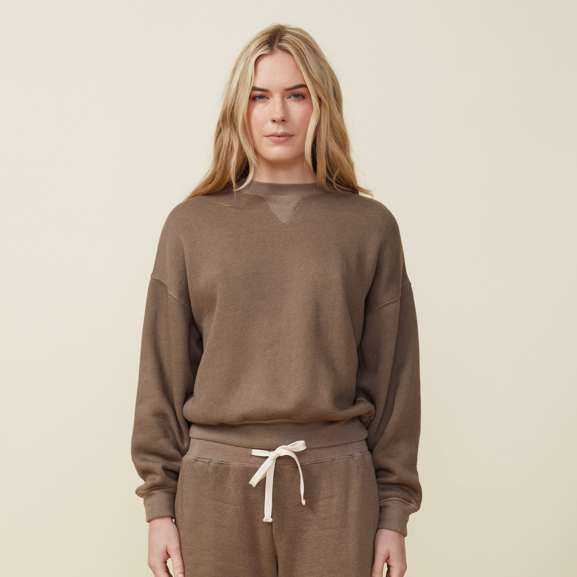 Teddy Fleece Crew Neck Sweatshirt | Women | Earl Grey