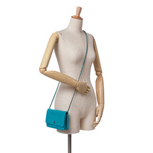 Chanel | Pre-Owned Caviar Bicolor CC Wallet On Chain | Blue/Aqua