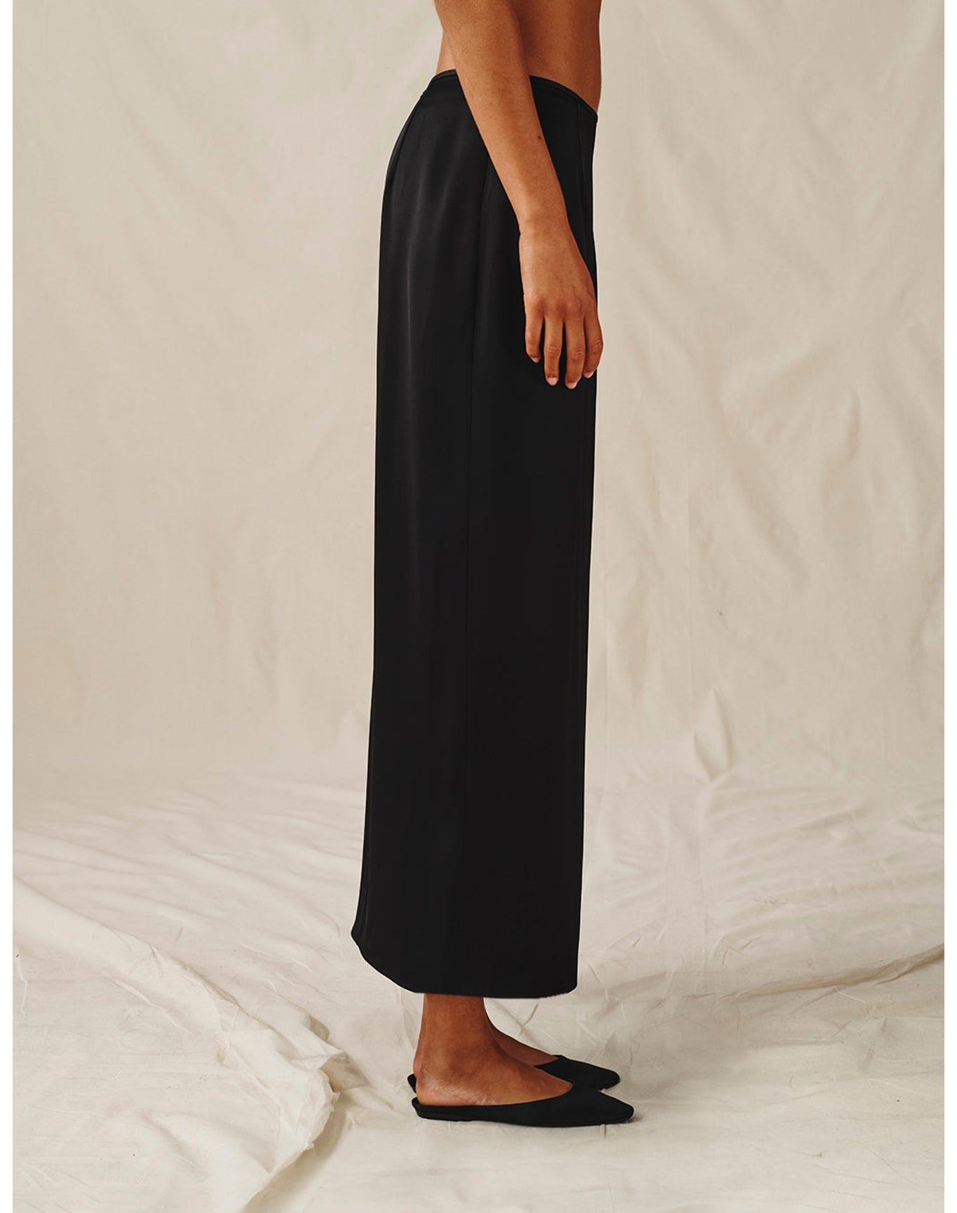 The Column Skirt | Black