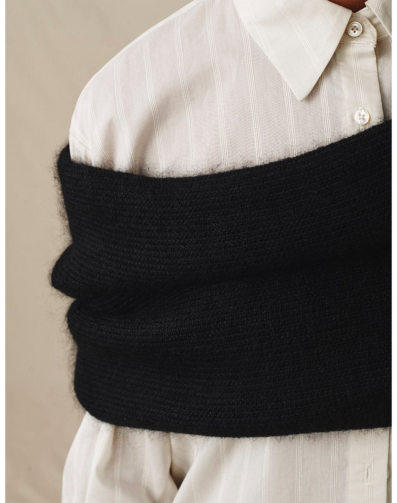 The Evening Wrap in Silk Mohair | Black
