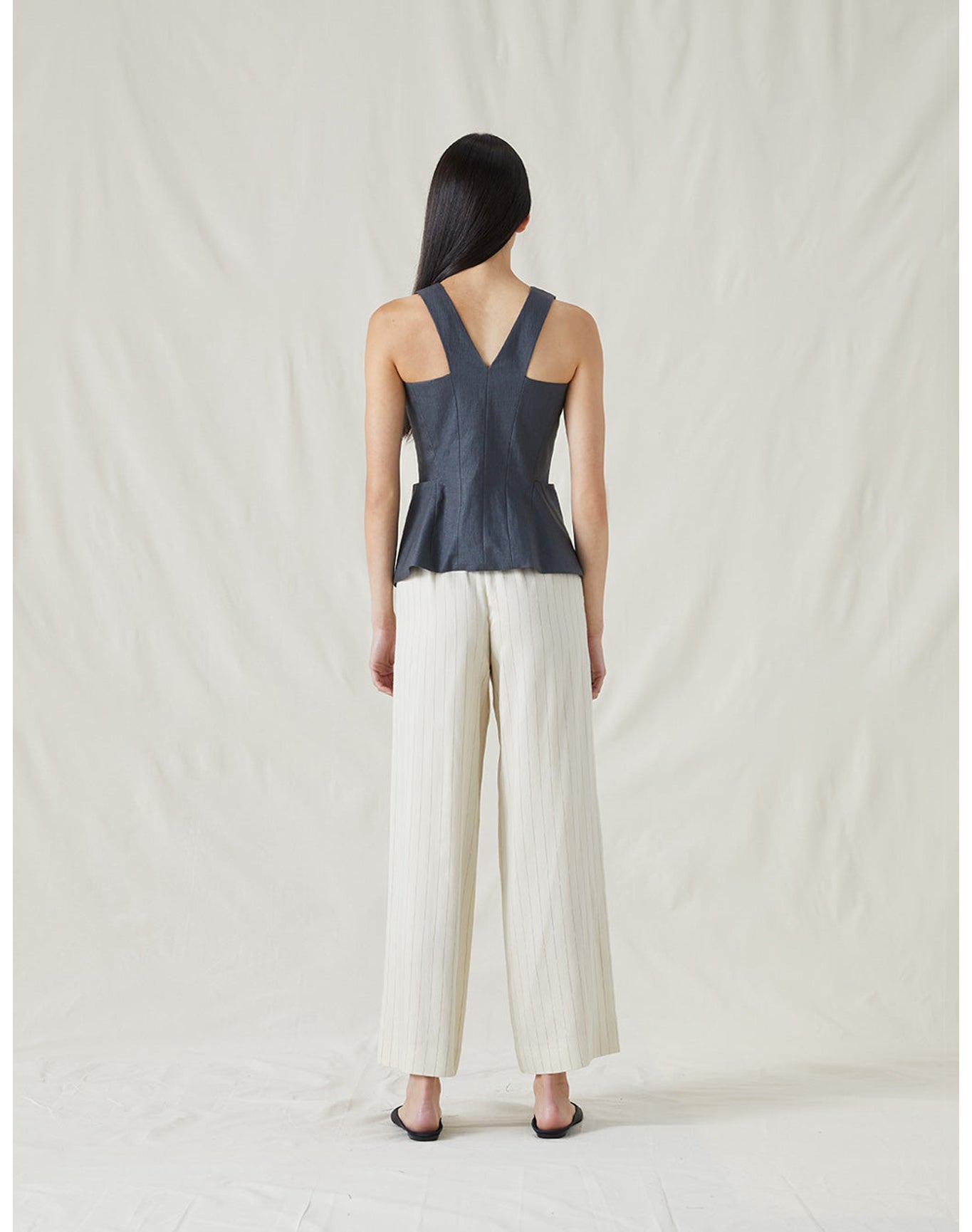 The Sculpted Vest | Charcoal