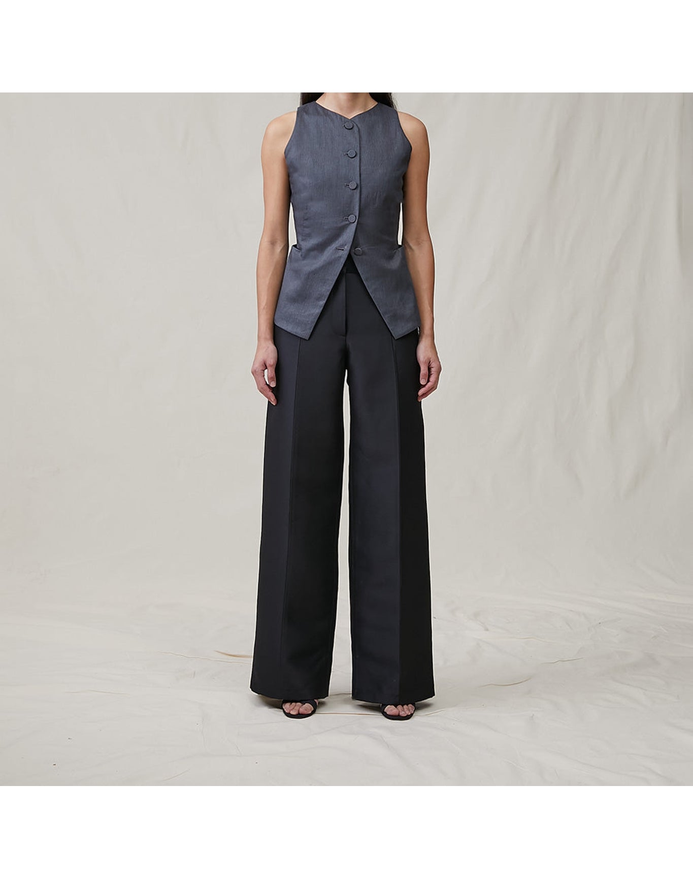 The Sculpted Vest | Charcoal