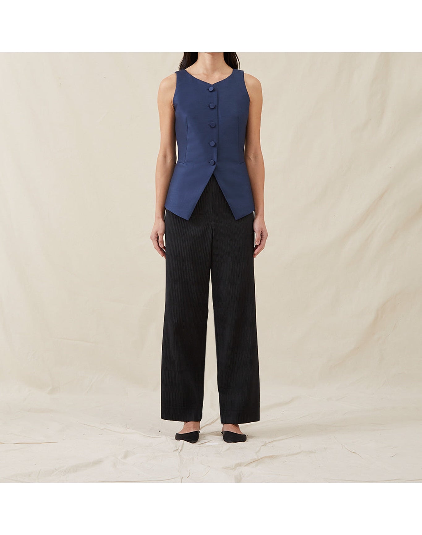 The Sculpted Vest In Lucent Wool | Navy