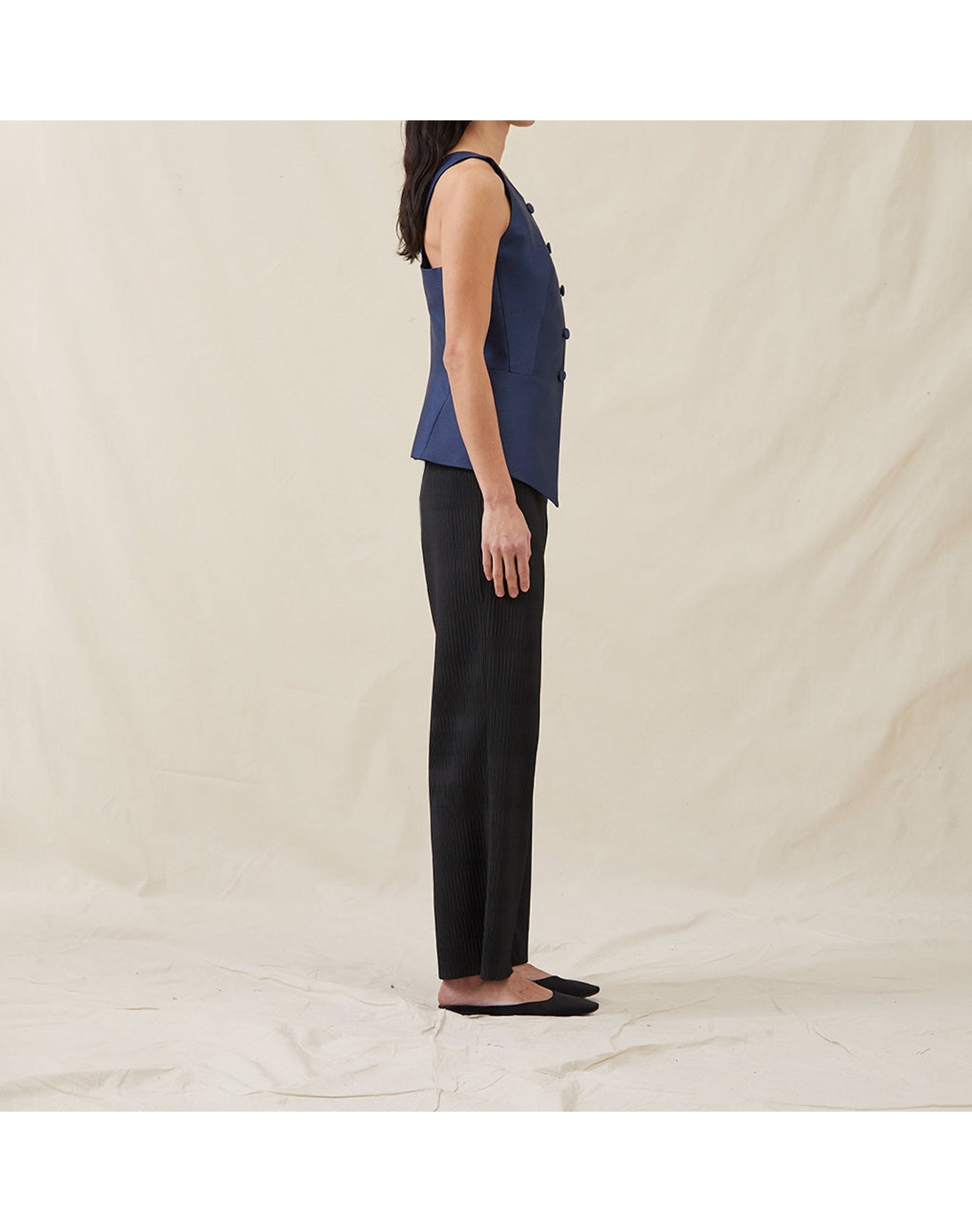 The Sculpted Vest In Lucent Wool | Navy