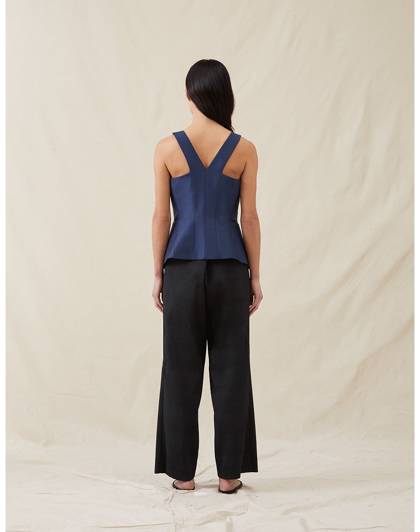 The Sculpted Vest In Lucent Wool | Navy