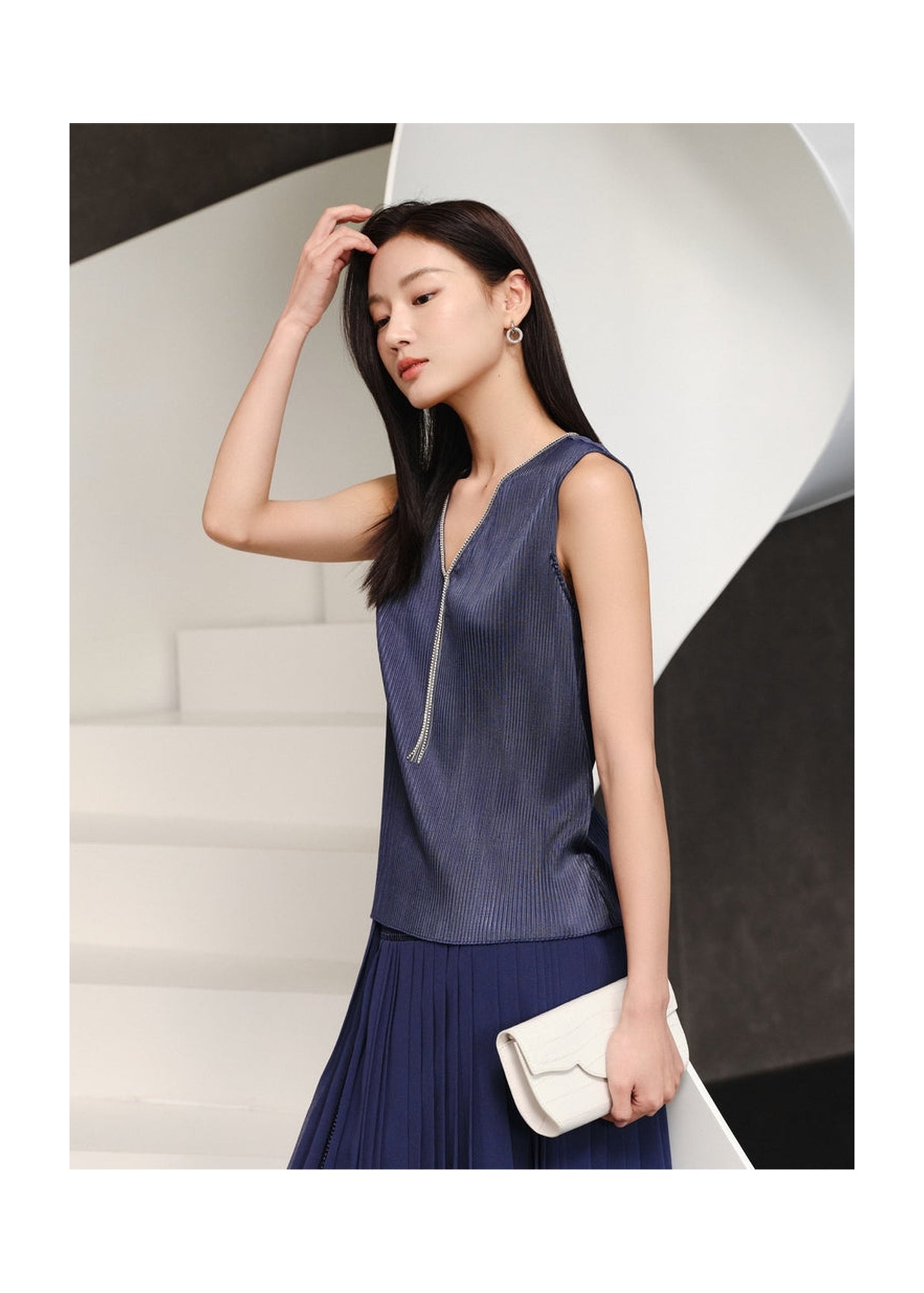 Triacetate V-neck Shirt | Navy