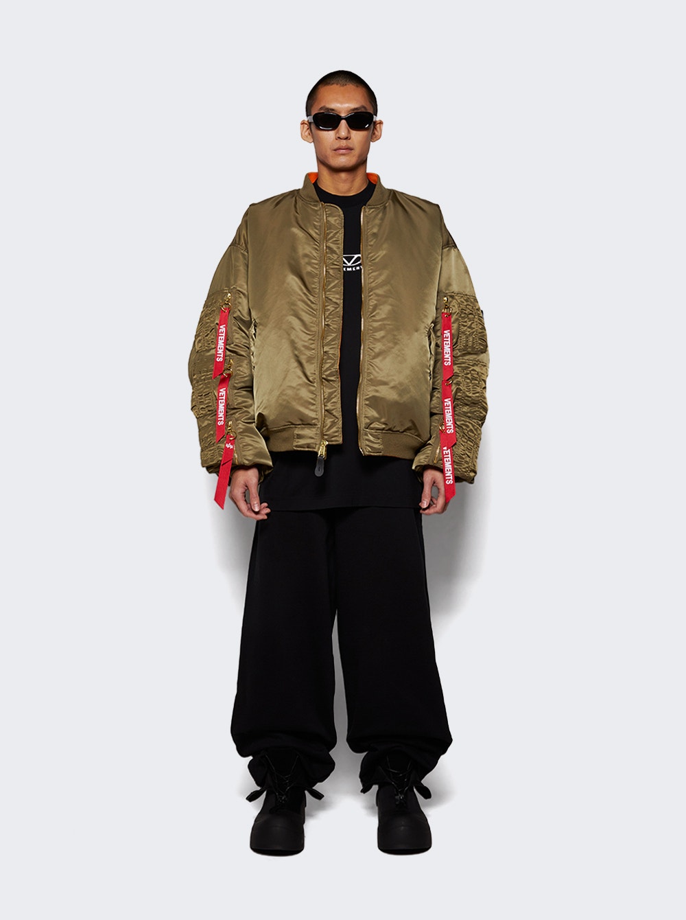 Men | VETEMENTS | Cargo Bomber Jacket | Green