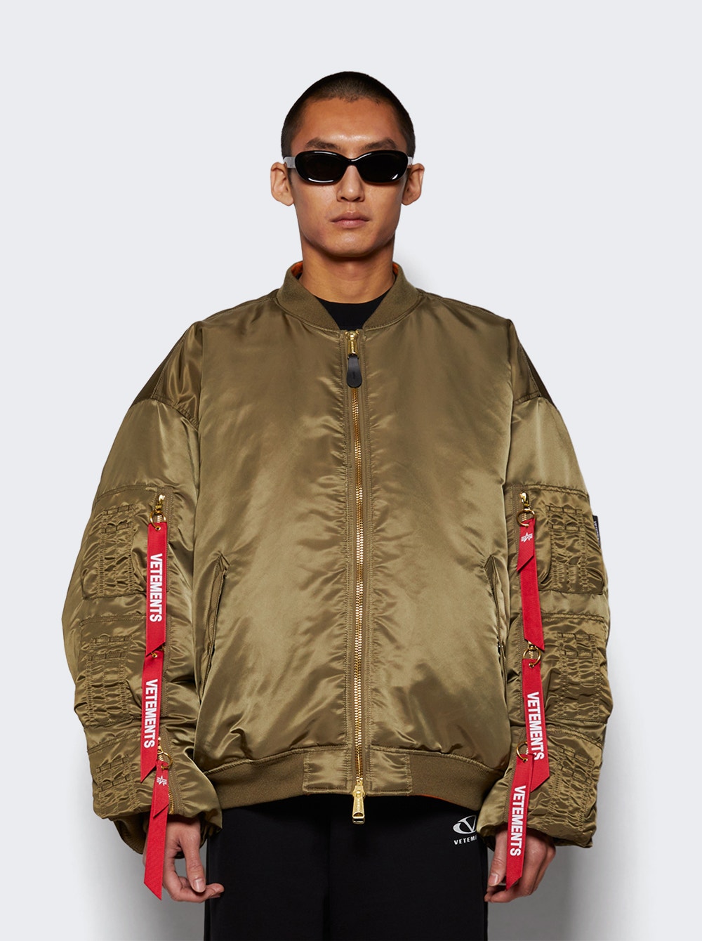 Men | VETEMENTS | Cargo Bomber Jacket | Green
