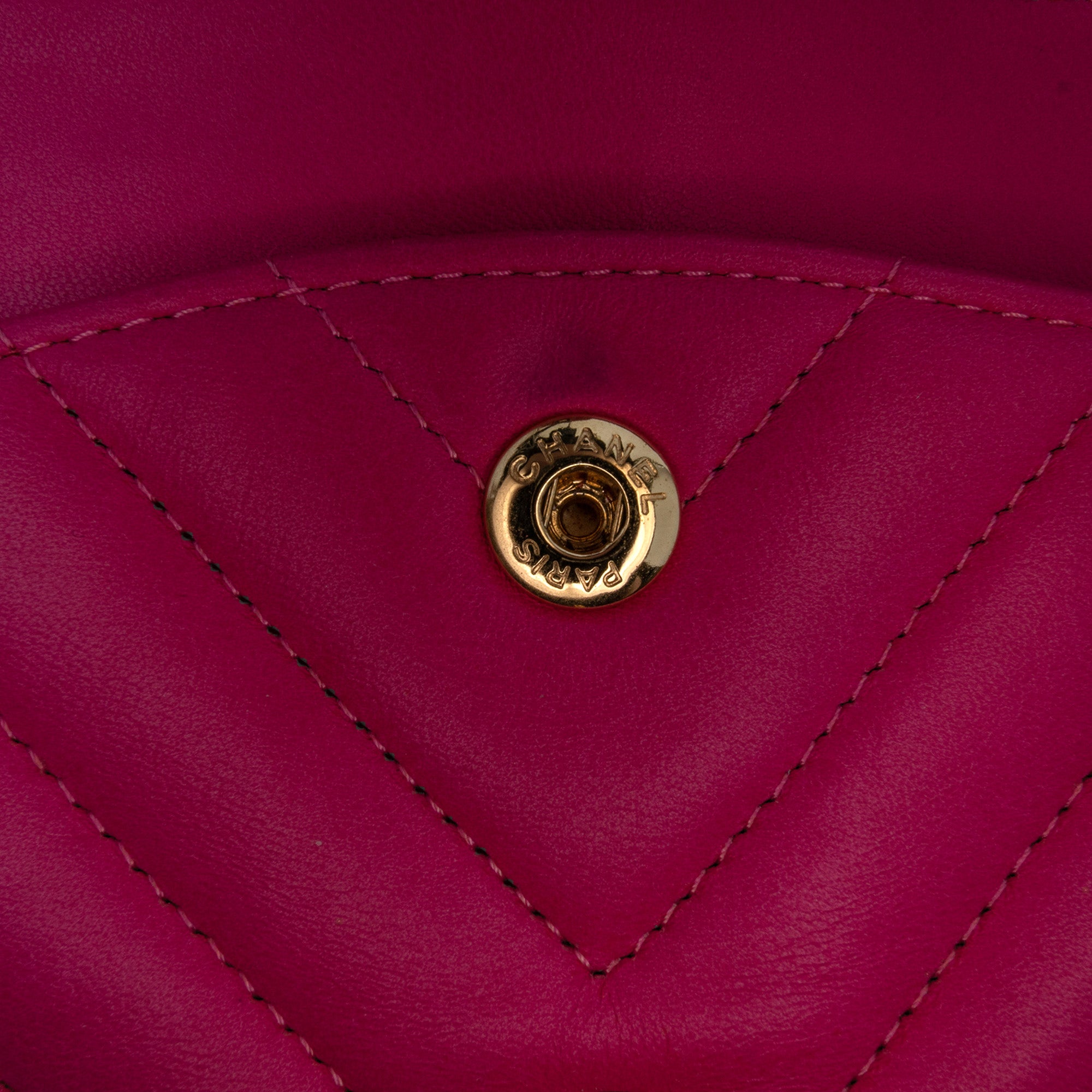 Chanel | Pre-Owned Medium Classic Chevron Lambskin Double Flap - II | Pink/Blush