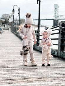 Unisex | Honeycomb Cashmere Fur Pom Scarf White Fur Poms | Beige