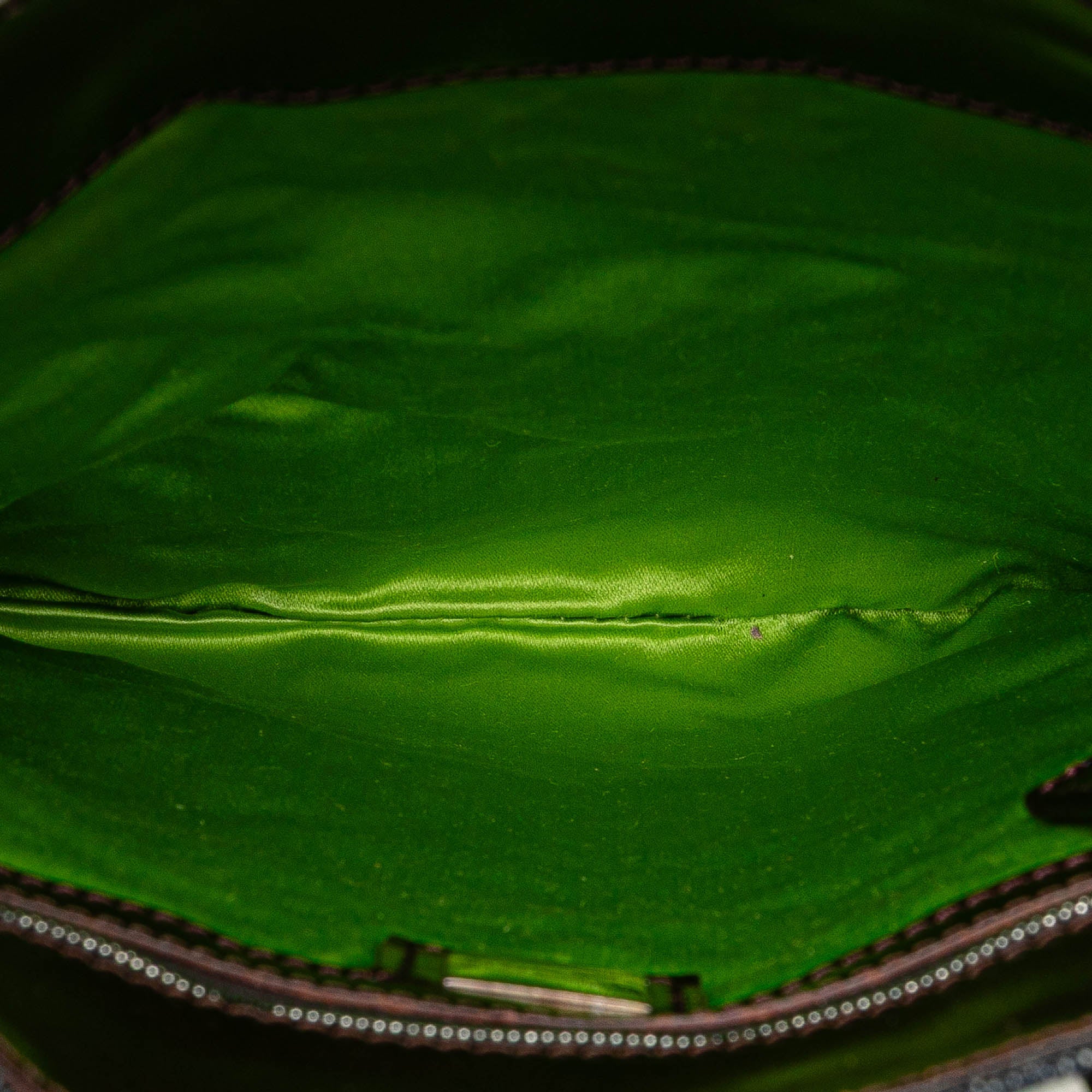 Fendi | Pre-Owned Denim Floral Applique Tote | Blue/Navy