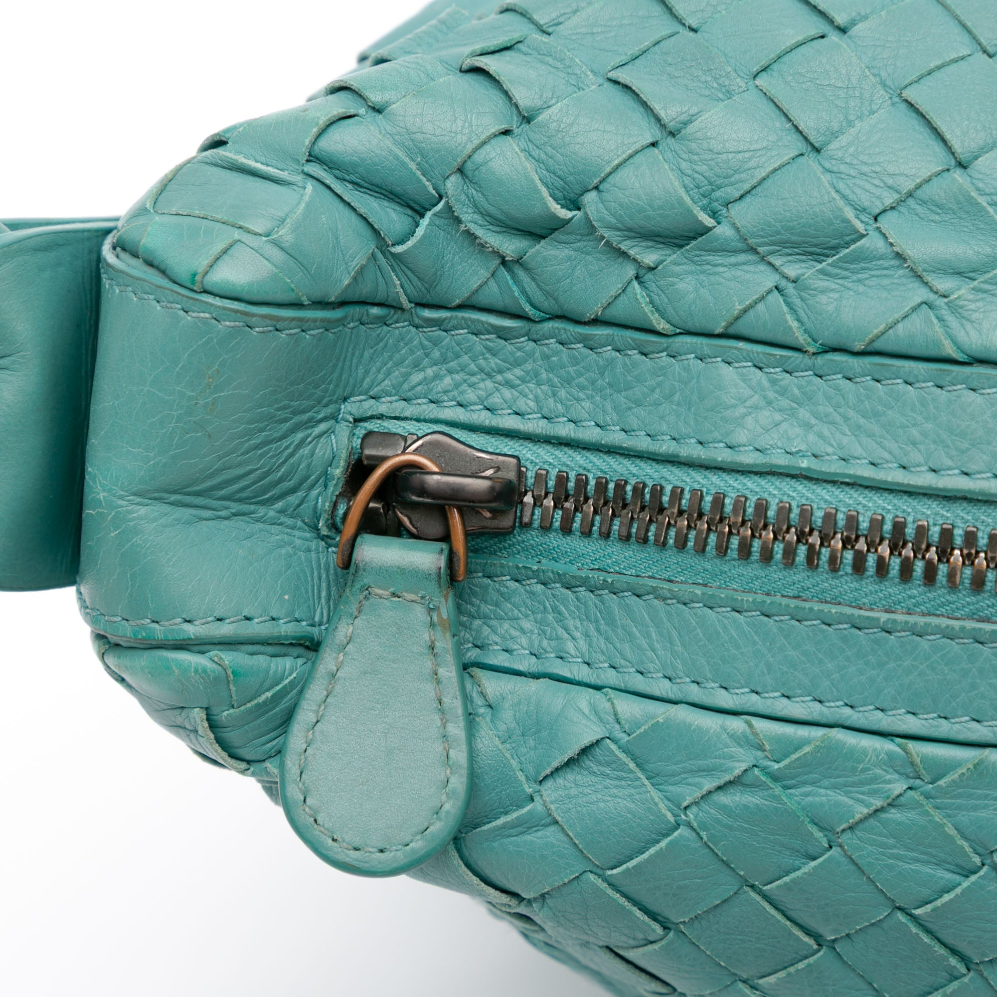 Bottega Veneta | Pre-Owned Nappa Intrecciato Crossbody | Blue/Turquoise