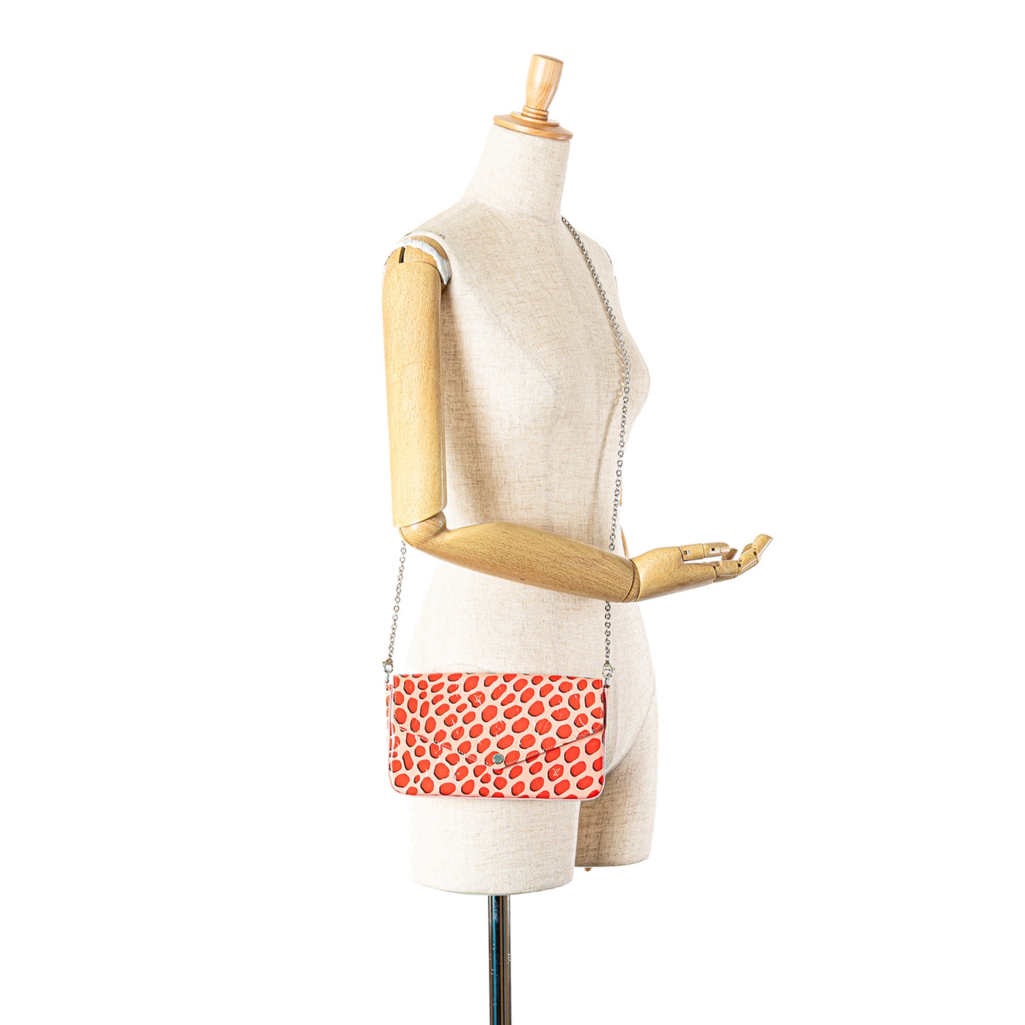 Louis Vuitton | Pre-Owned Monogram Vernis Jungle Dots Pochette Felicie | Pink