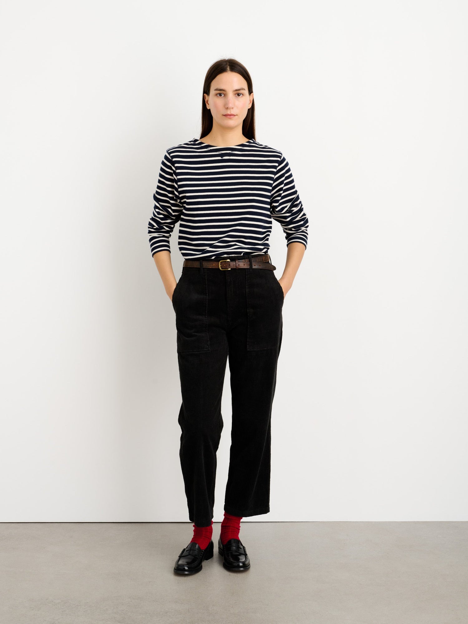 Women | The Neil Straight Leg Pant | Corduroy Black