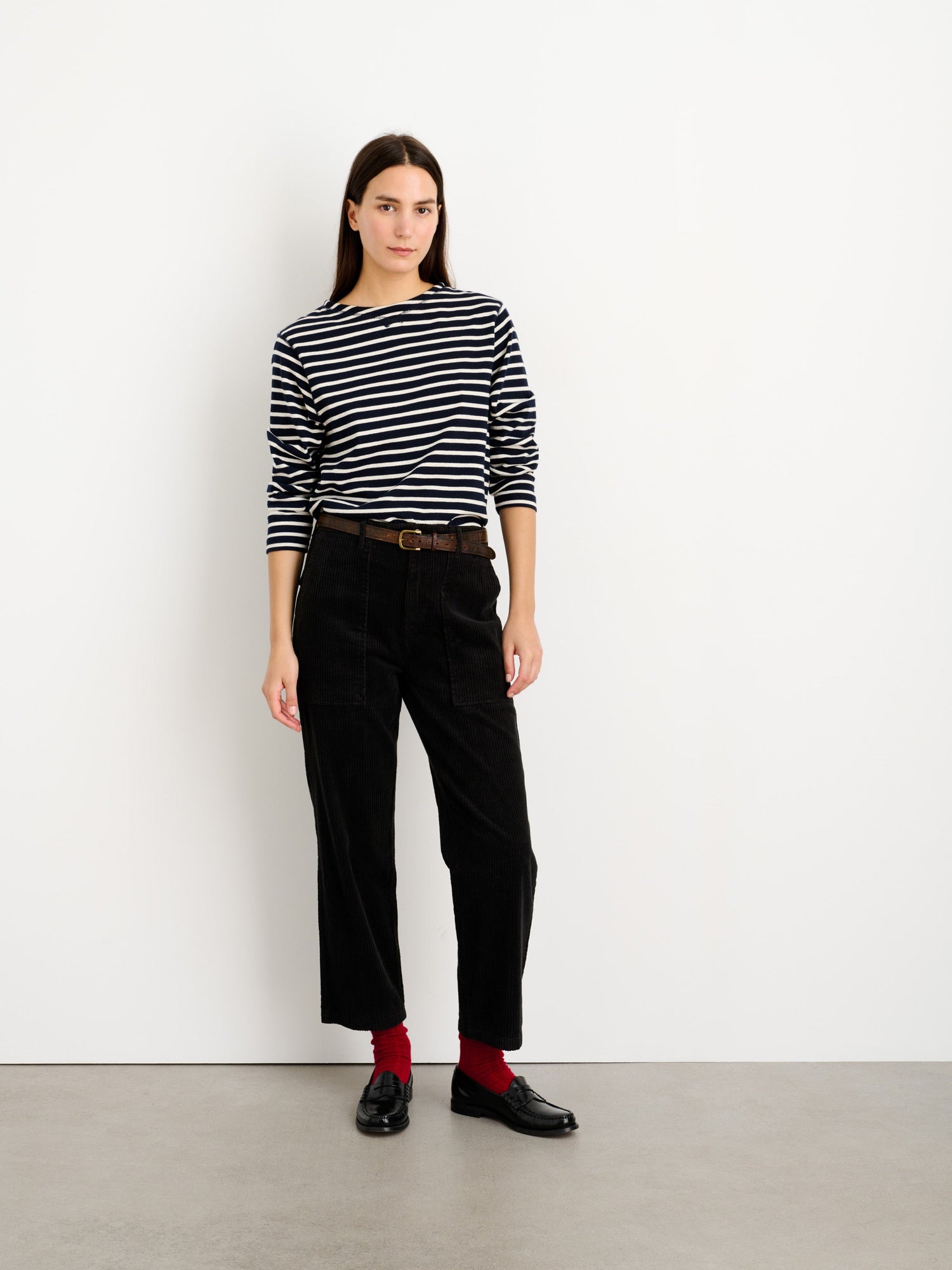 Women | The Neil Straight Leg Pant | Corduroy Black