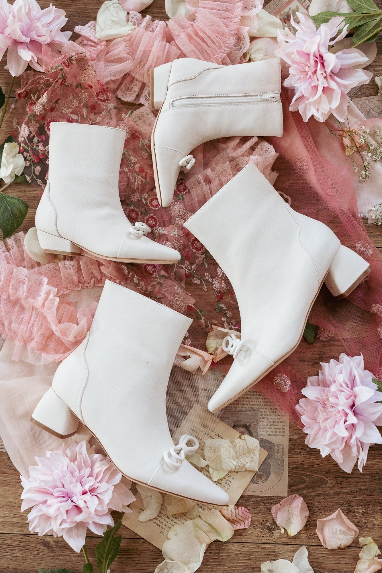 Women | Ivy Bow Ankle Boot | White