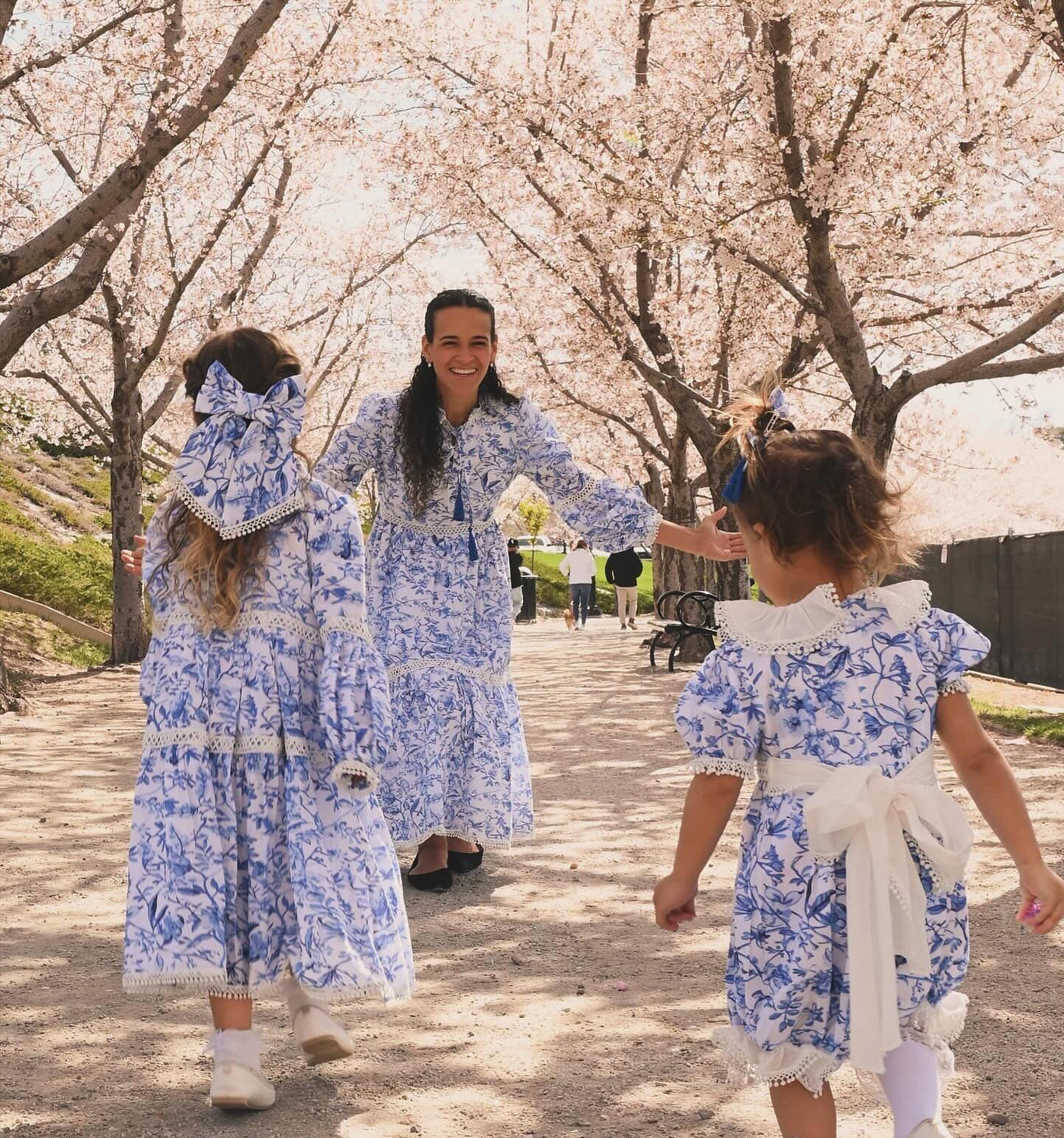 Women | Jaylin and Linen Mom Dress | Blue x White