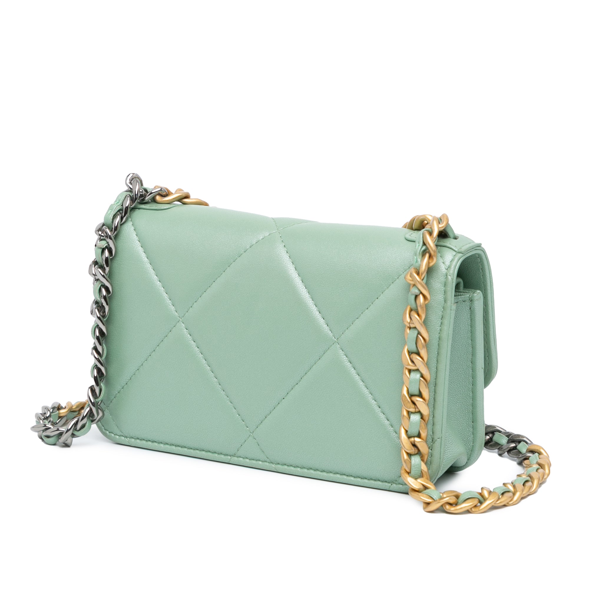 Chanel | Pre-Owned Quilted Lambskin 19 Wallet on Chain | Green/Light Green