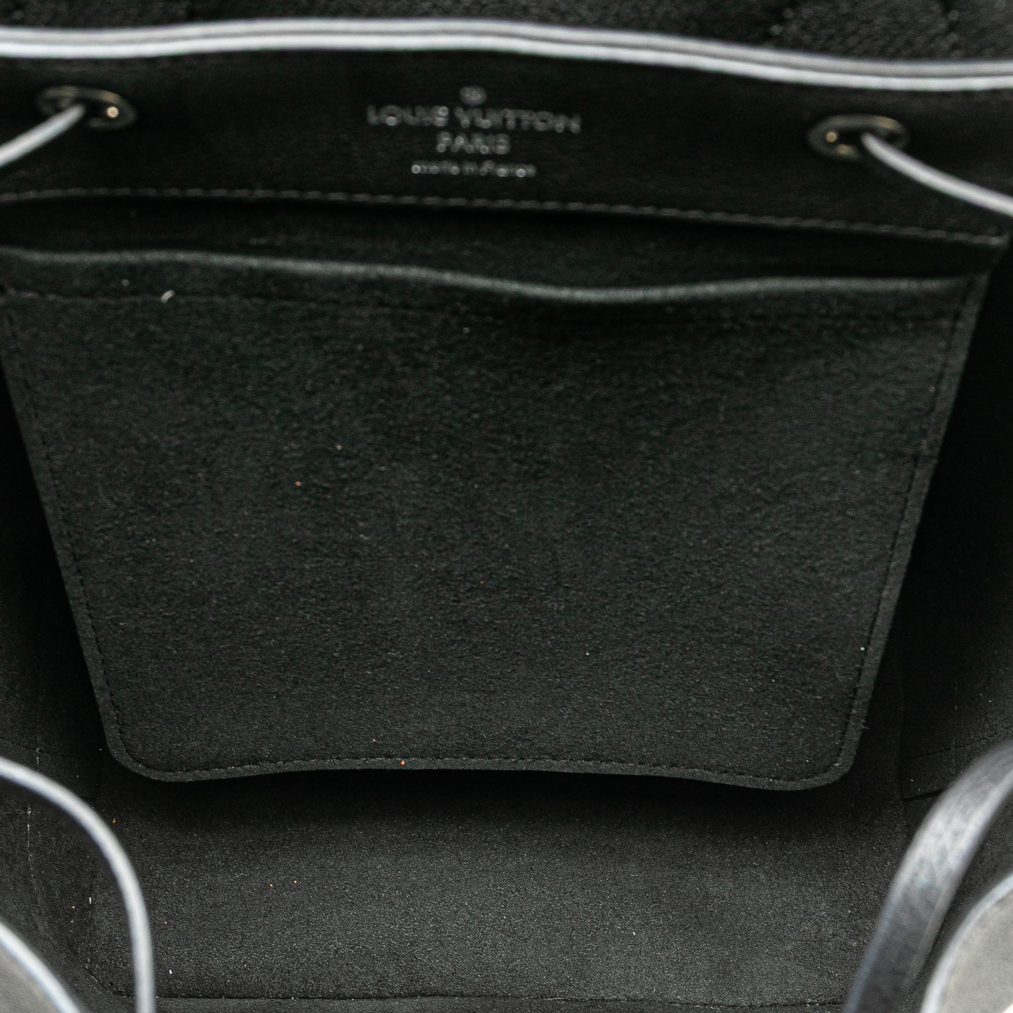 Louis Vuitton | Pre-Owned Taurillon Lockme Backpack | Black