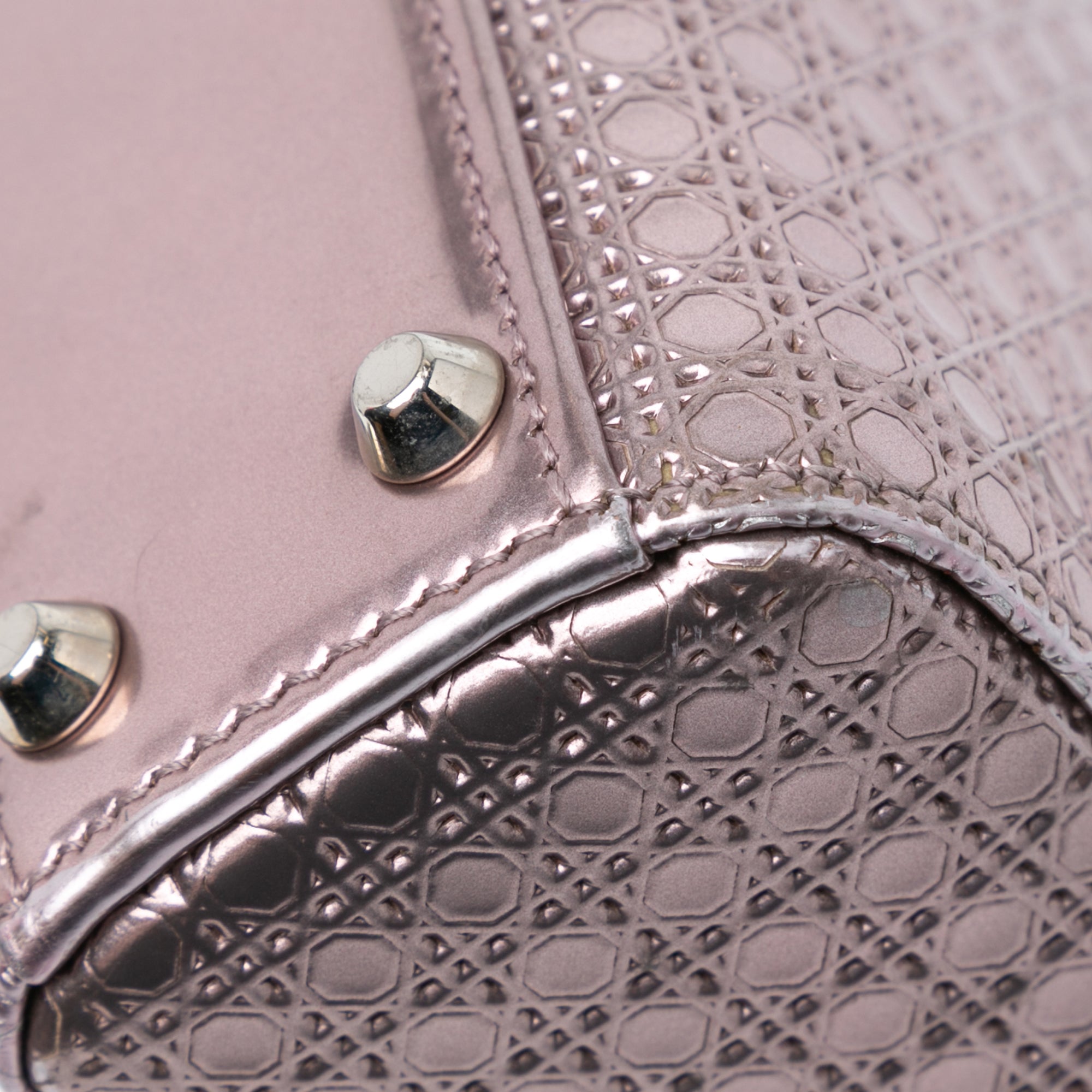 Dior | Pre-Owned Mini Metallic Patent Microcannage Lady | Pink