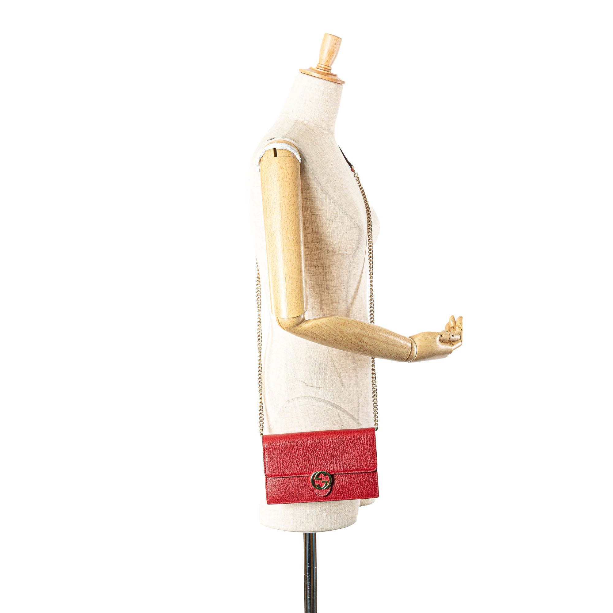 Gucci | Pre-Owned Leather Interlocking G Dollar Wallet on Chain | Red